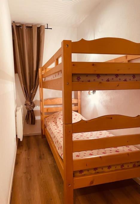 Appartement Magnifique T3 Duplex 6 Pers Avec Parking Prive.