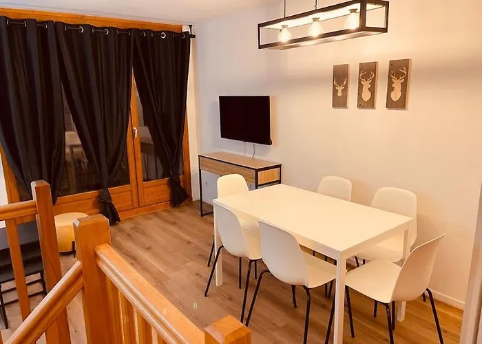 Magnifique T3 Duplex 6 Pers Avec Parking Prive.