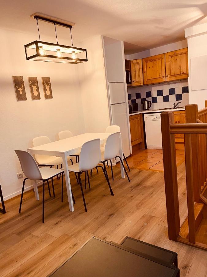 Apartment Magnifique T3 Duplex 6 Pers Avec Parking Prive. *